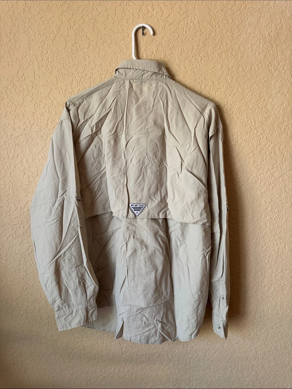 Columbia PFG Performance Fishing Gear Khaki Shirt
